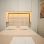 Luxurious 5 Bedroom Beach Villa