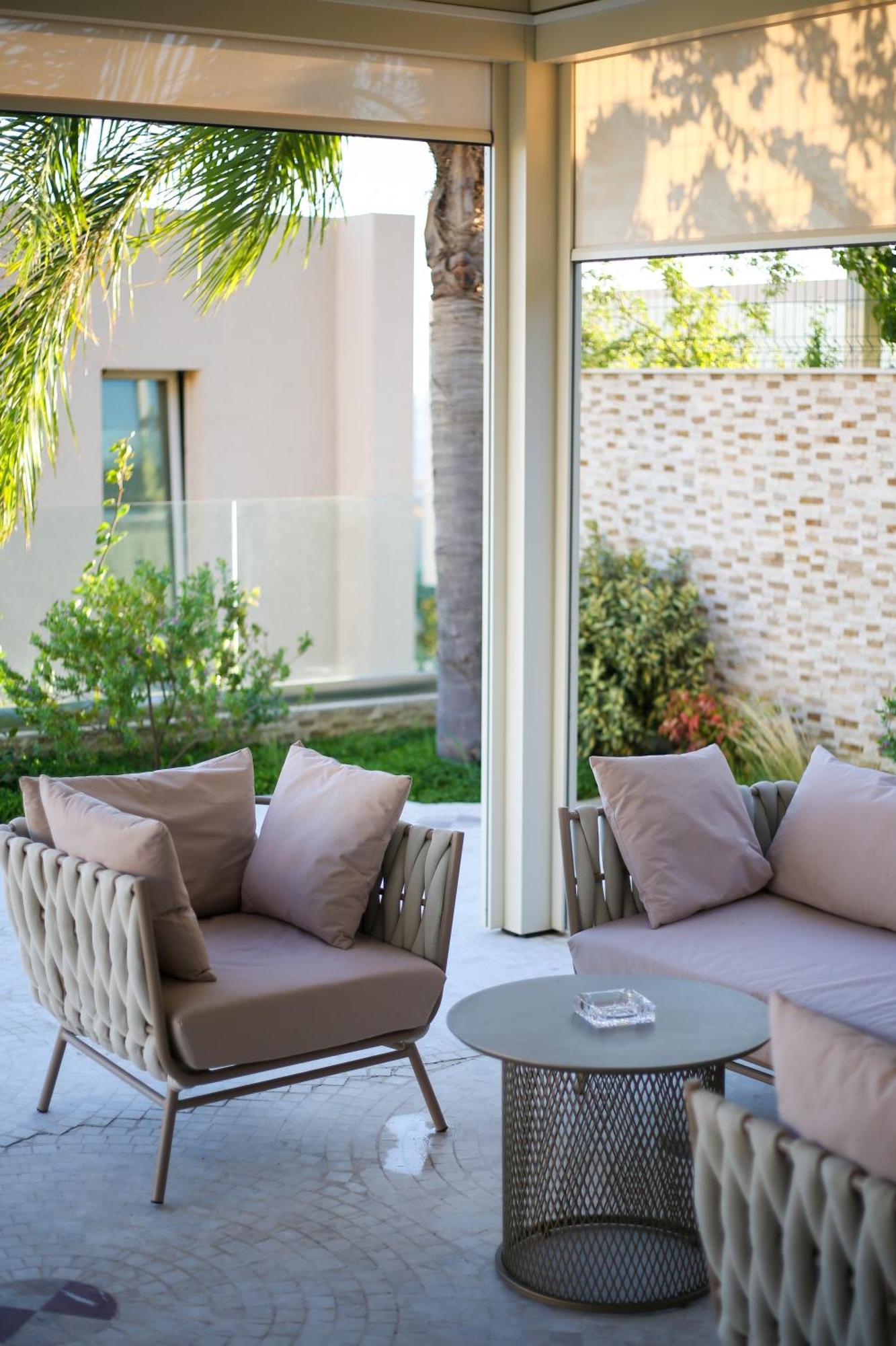 Luxurious 5 Bedroom Willa *