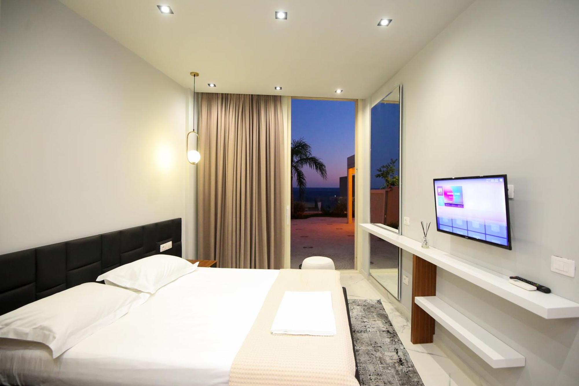 Luxurious 5 Bedroom * Palasë